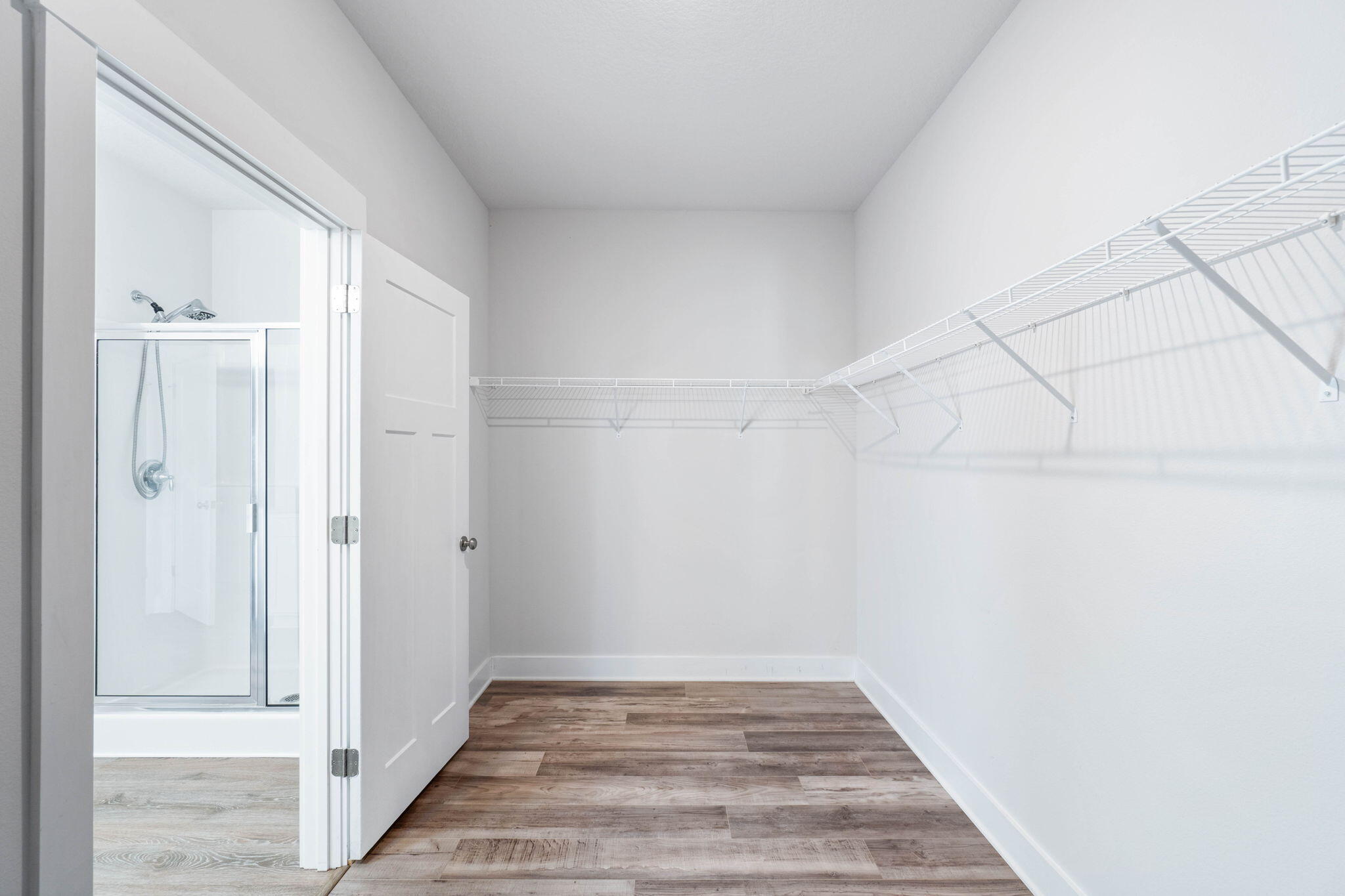 Crestview Condo: 127 Hobson Avenue