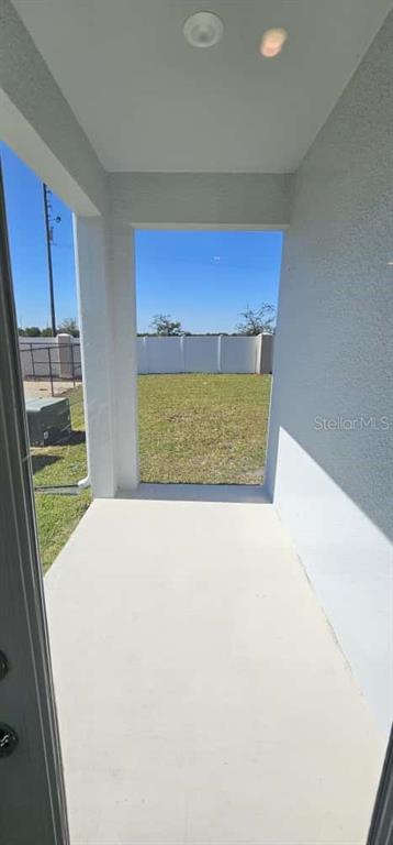 Dundee Condo: 548 Hart Lane