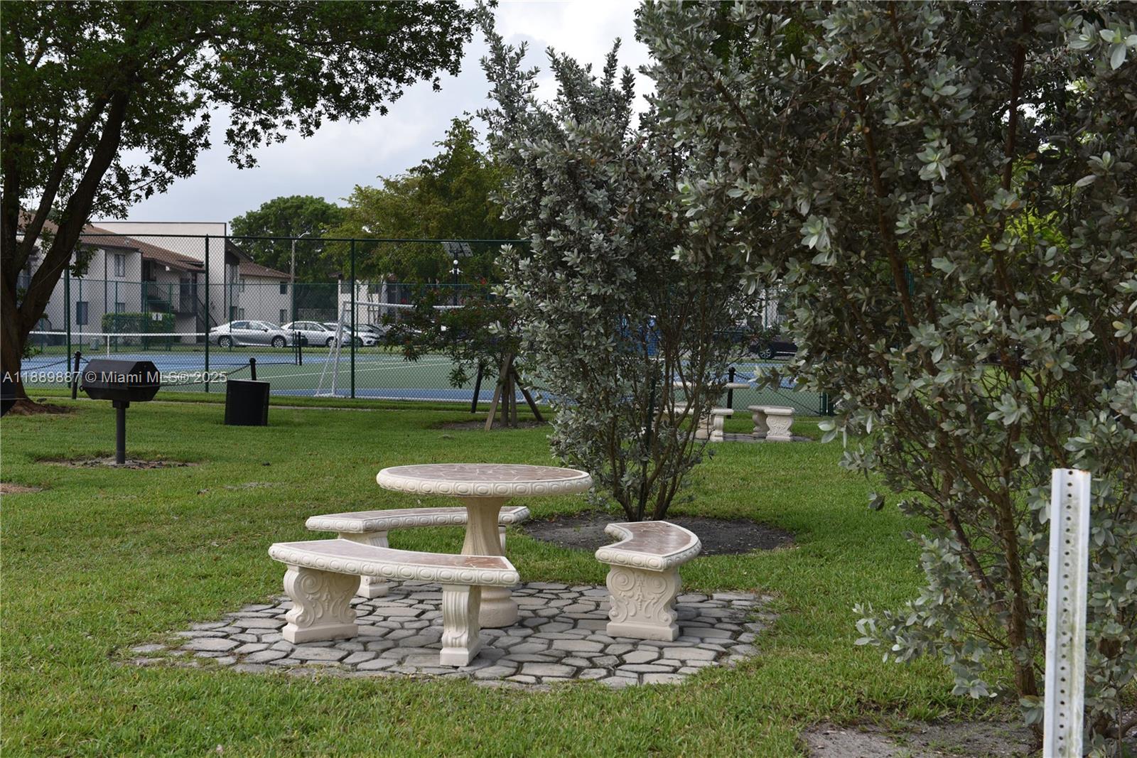 Margate Condo: 325 West Laurel Drive