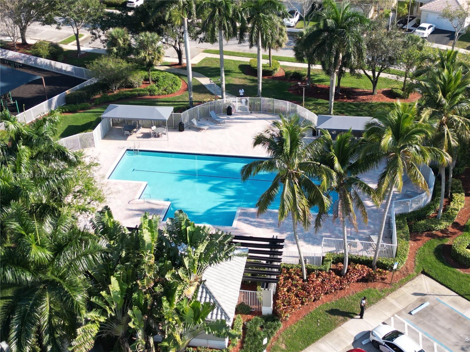 Weston Condo: 2045 Pompeii Court