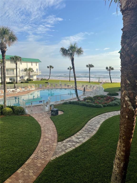 Ormond Beach Condo: 815 Ocean Shore Boulevard