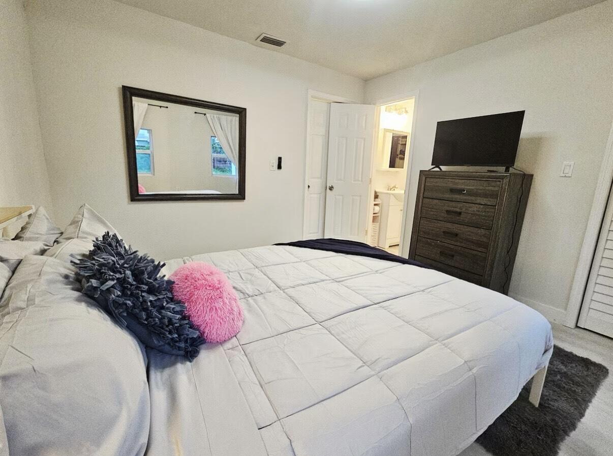 West Palm Beach Condo: 719 Briggs Street