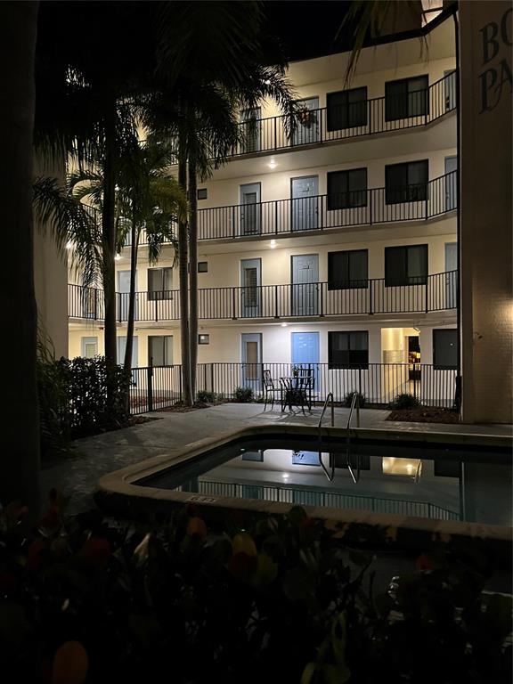 Boca Raton Condo: 44 Southeast 14th Street