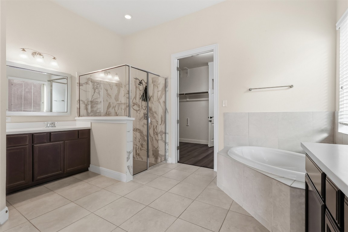 Leander Condo: 3800 Empire Cove