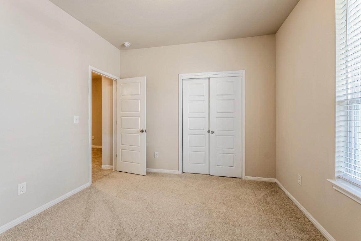 Leander Condo: 244 East Broade Street