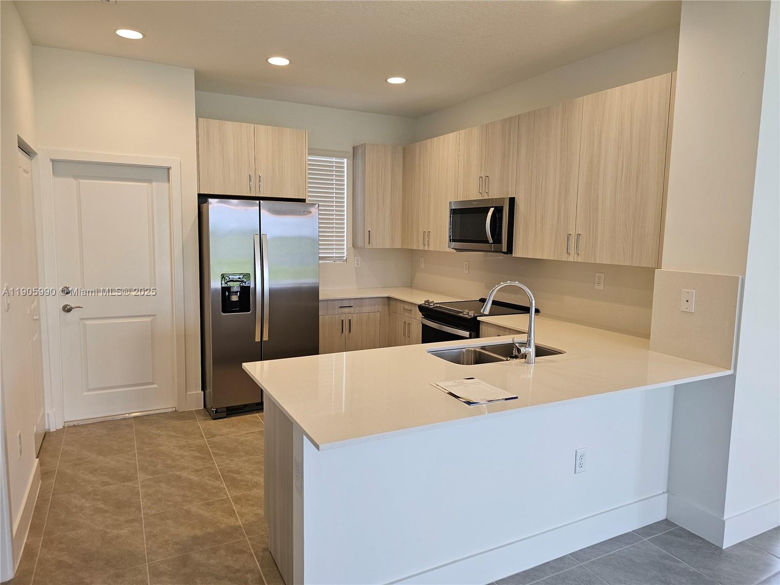 Ave Maria Condo: Ave Maria