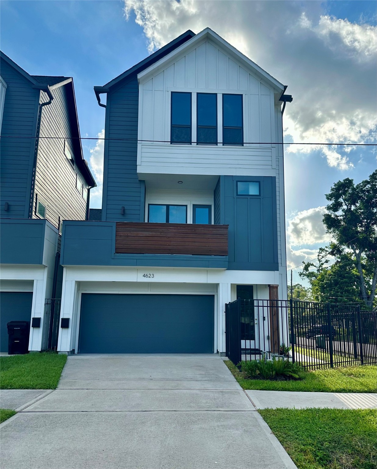 Houston Condo: 4623 Cochran Street