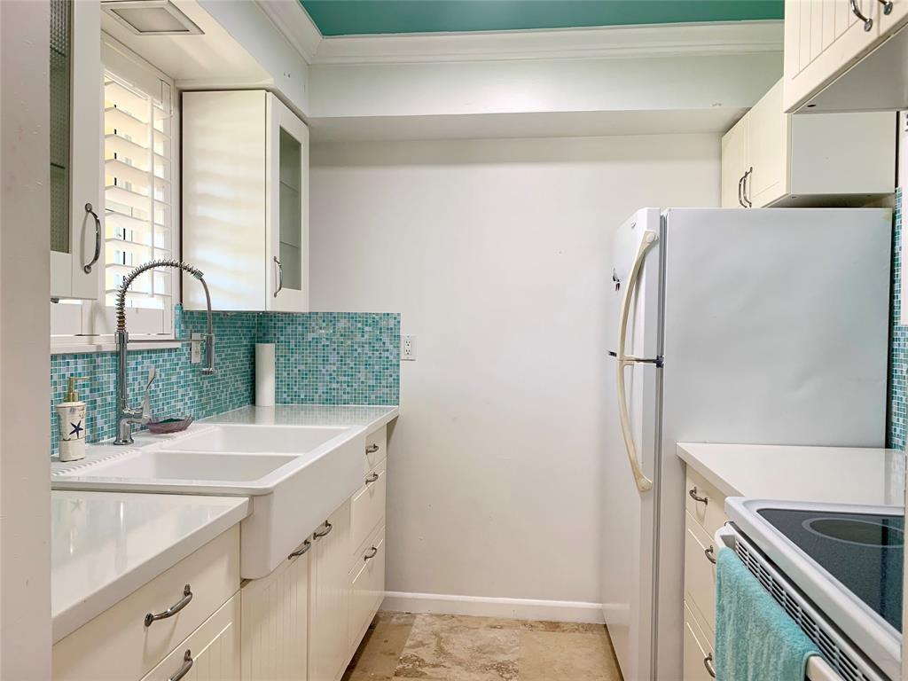 Boca Raton Condo: 930 Osceola Drive