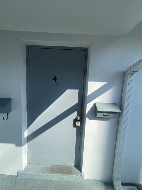 Pompano Beach Condo: 363 Southwest 15th Street