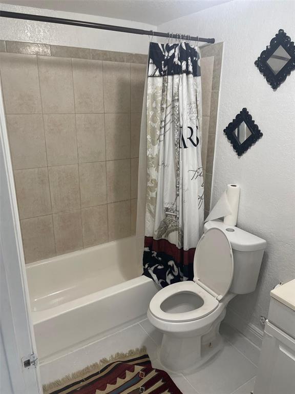 Pembroke Pines Condo: 408 Southwest 68th Avenue