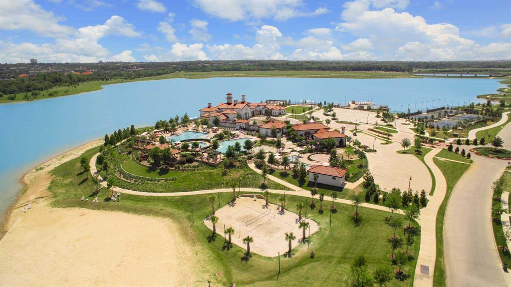 Arlington Condo: 1229 Harris Hawk Way