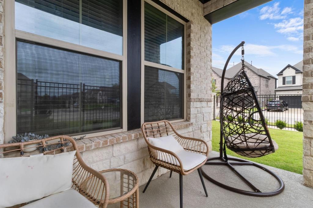 Arlington Condo: 711 Prairie Falcon Drive