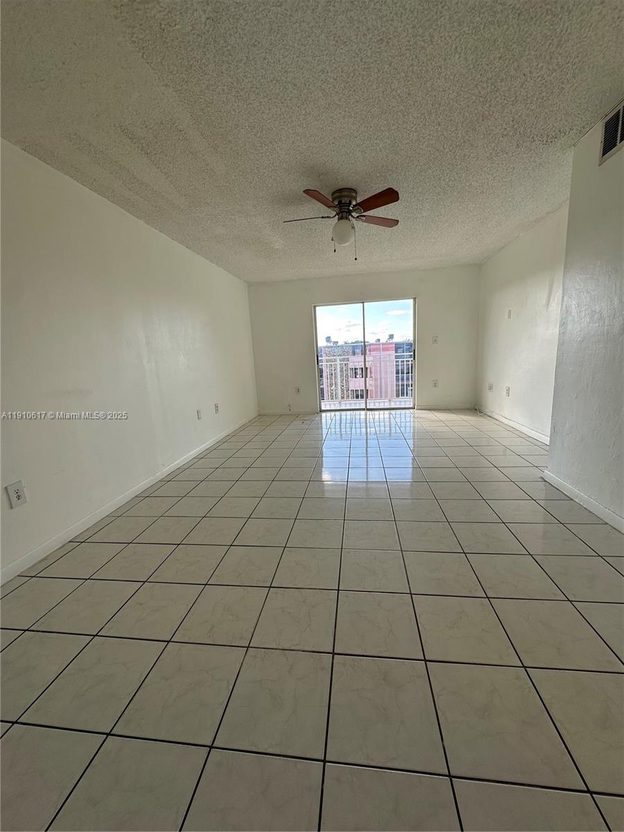Miami Condo: 11307 Southwest 200th Street