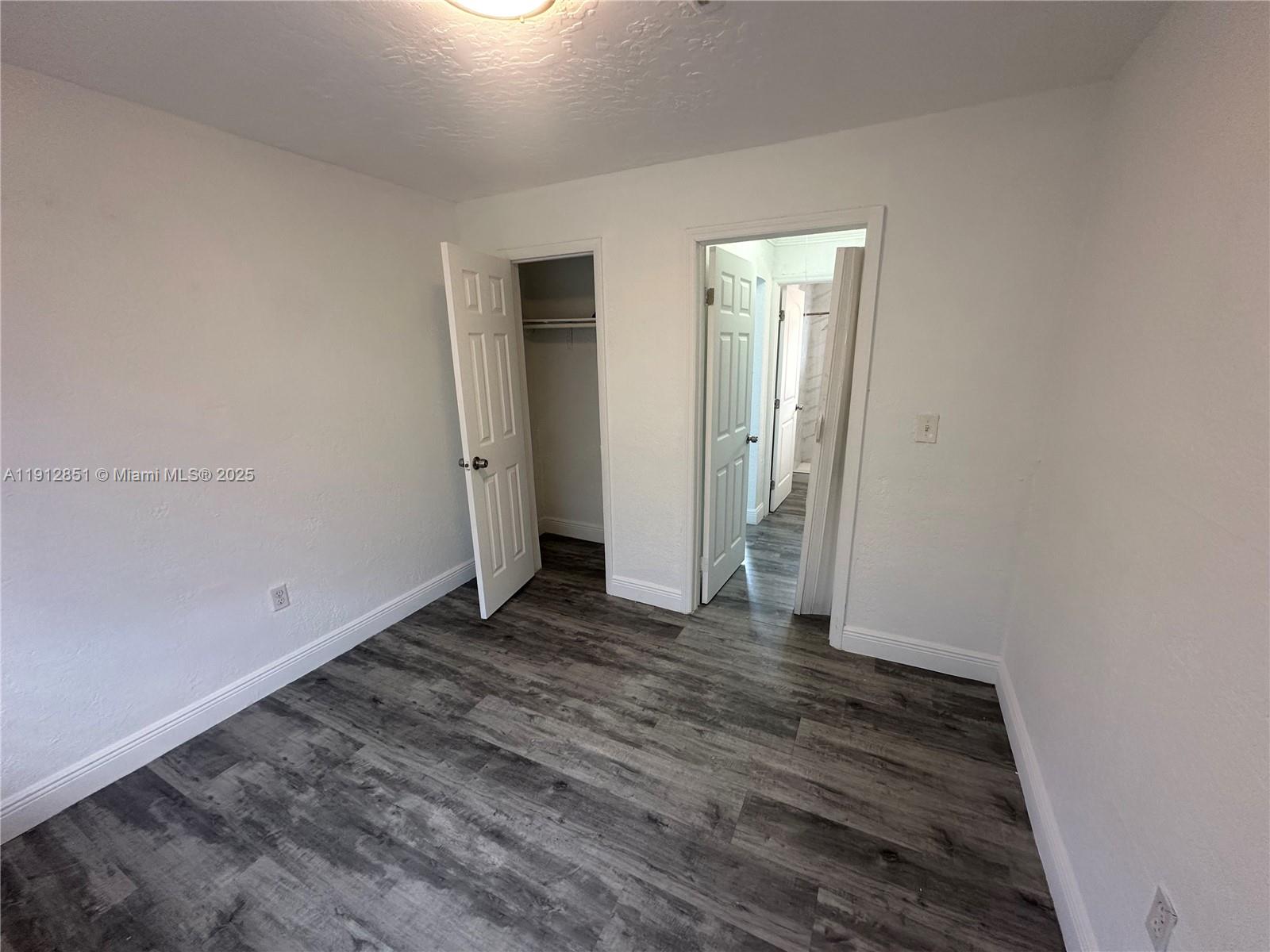 West Park Condo: 5511 Southwest 20th Street