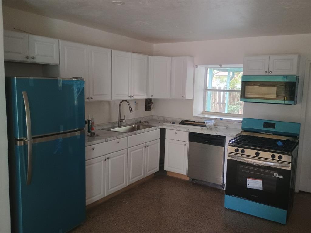 Pompano Beach Condo: 2465 Northeast 14th Avenue