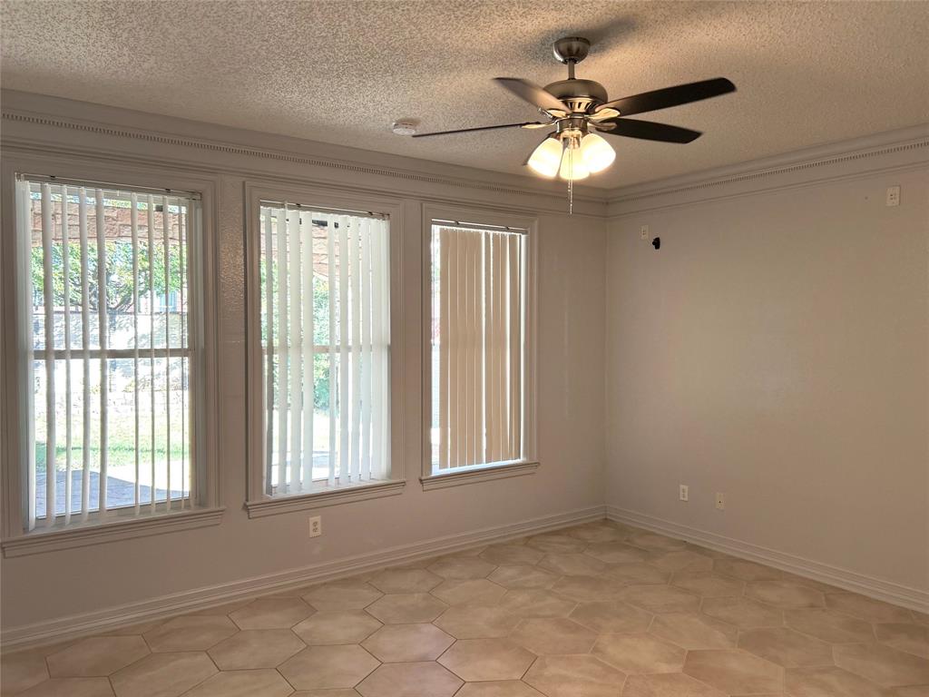 Denton Condo: 2409 Tahoe Lane