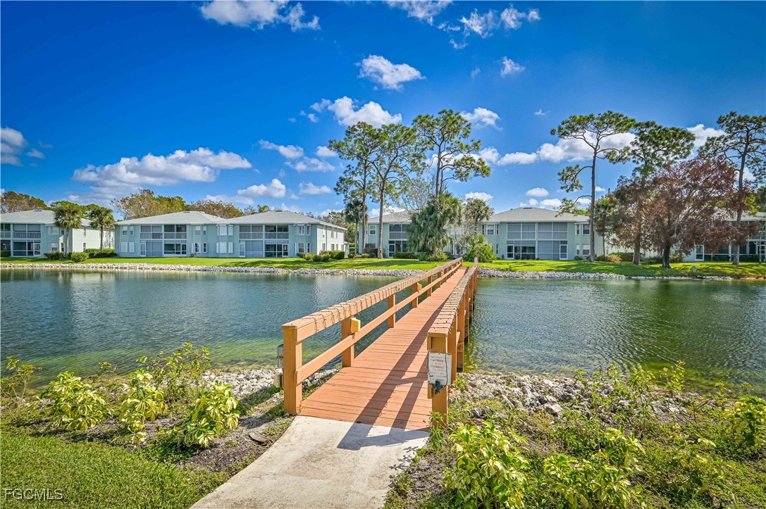 Naples Condo: 915 New Waterford Drive
