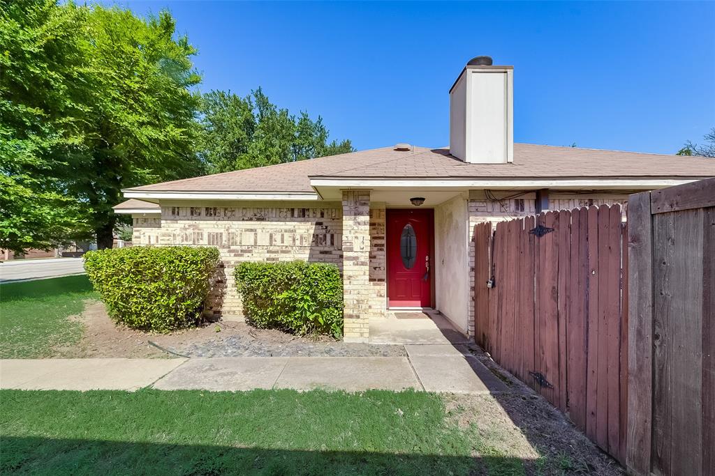 Coppell Condo: 509 Parkway Boulevard