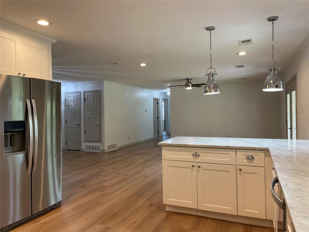 Allen Condo: 405 Ola Lane