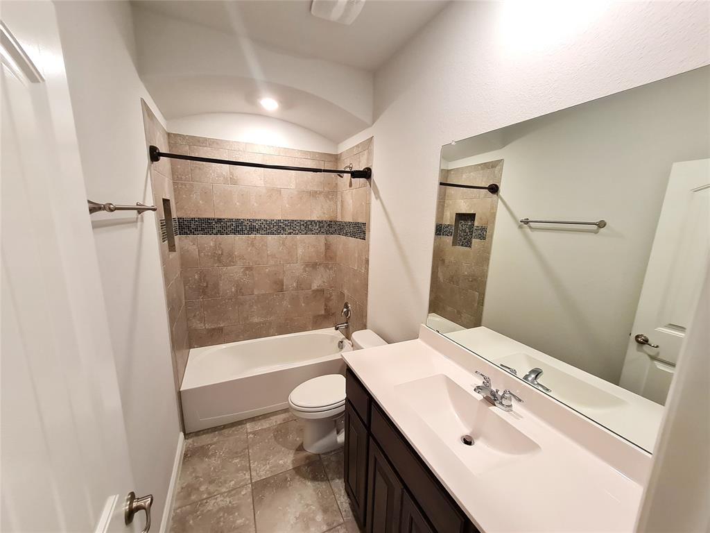 Denton Condo: 309 Oakbluff Drive