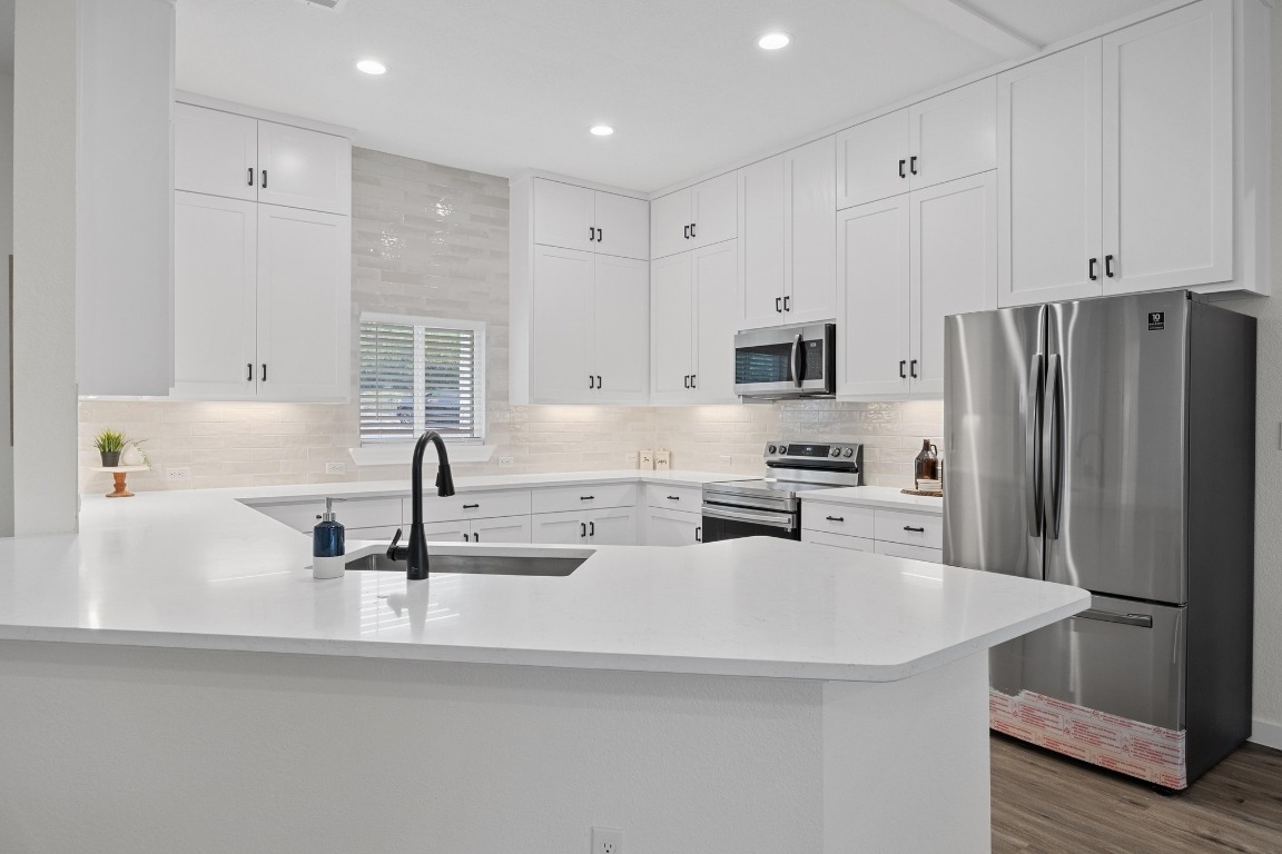 Dripping Springs Condo: 17701 Village Drive