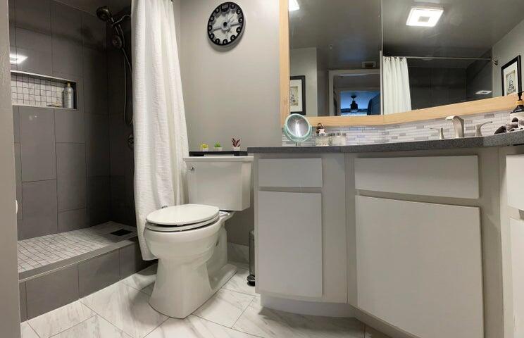 Hypoluxo Condo: 1200 Scotia Drive