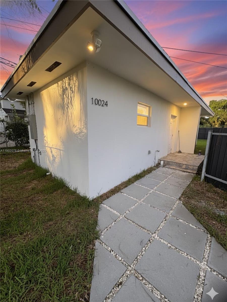 Miami Condo: 10020 Southwest 171st Street