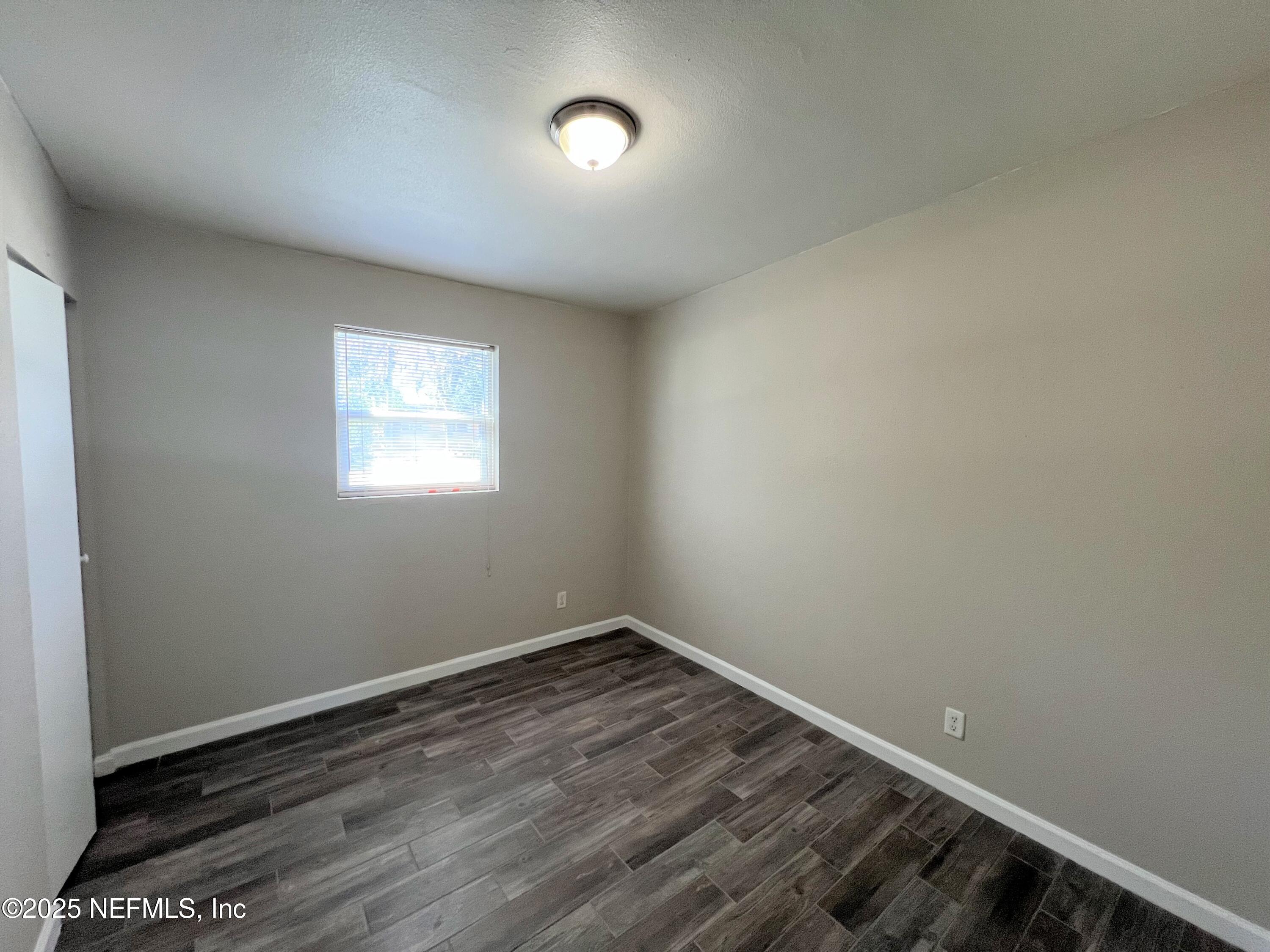 Jacksonville Condo: 8931 Devonshire Boulevard