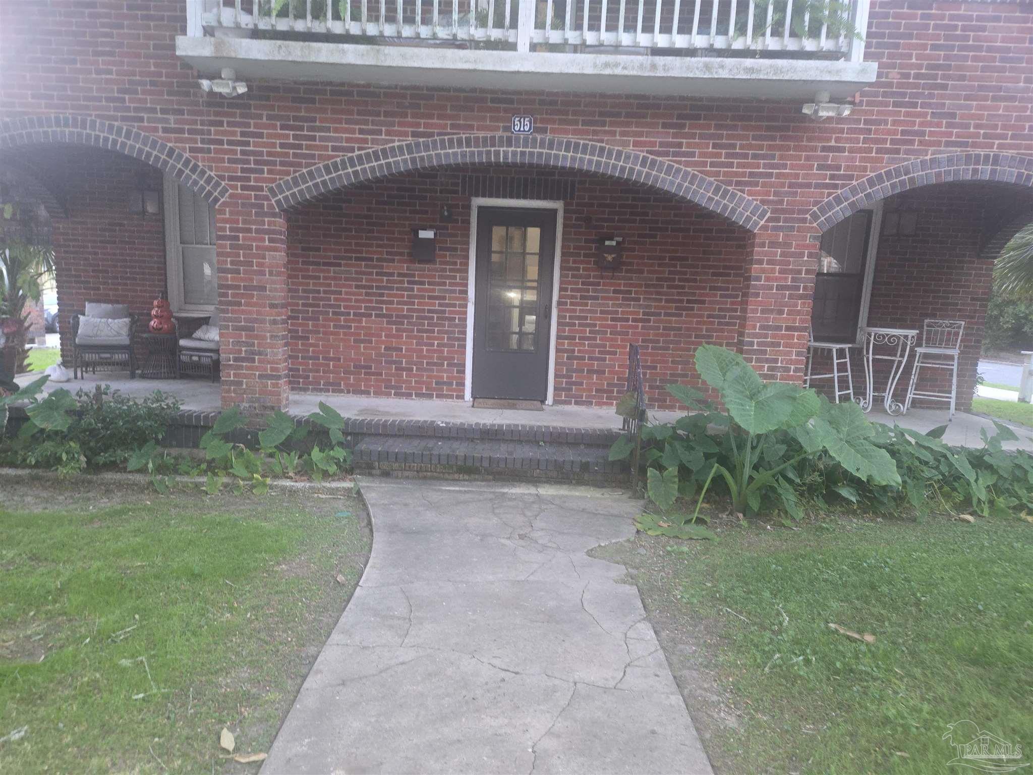 Pensacola Condo: 515 North Barcelona Street
