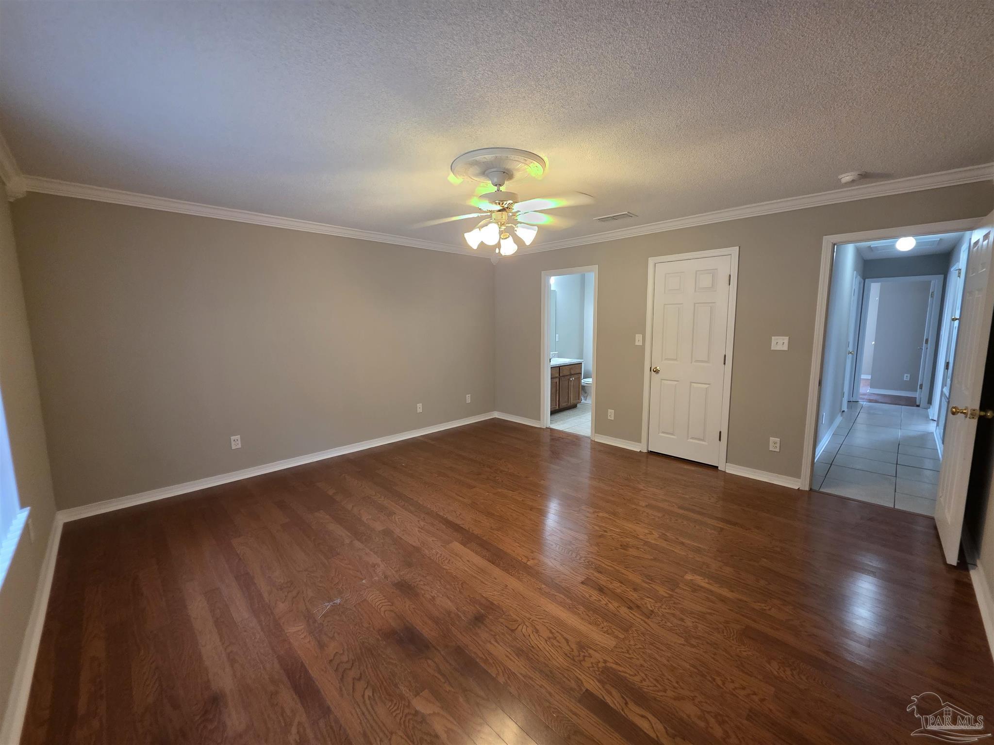 Milton Condo: 6913 Hanover Court