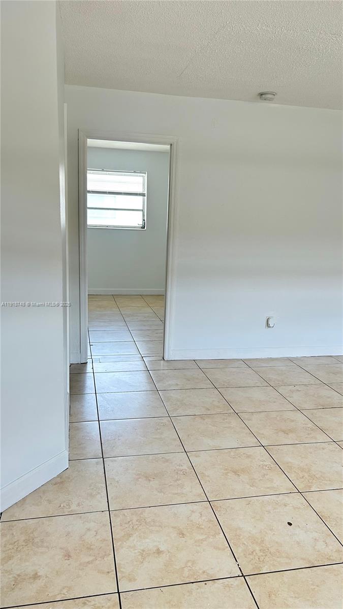 North Miami Beach Condo: 2121 Northeast 168th Street