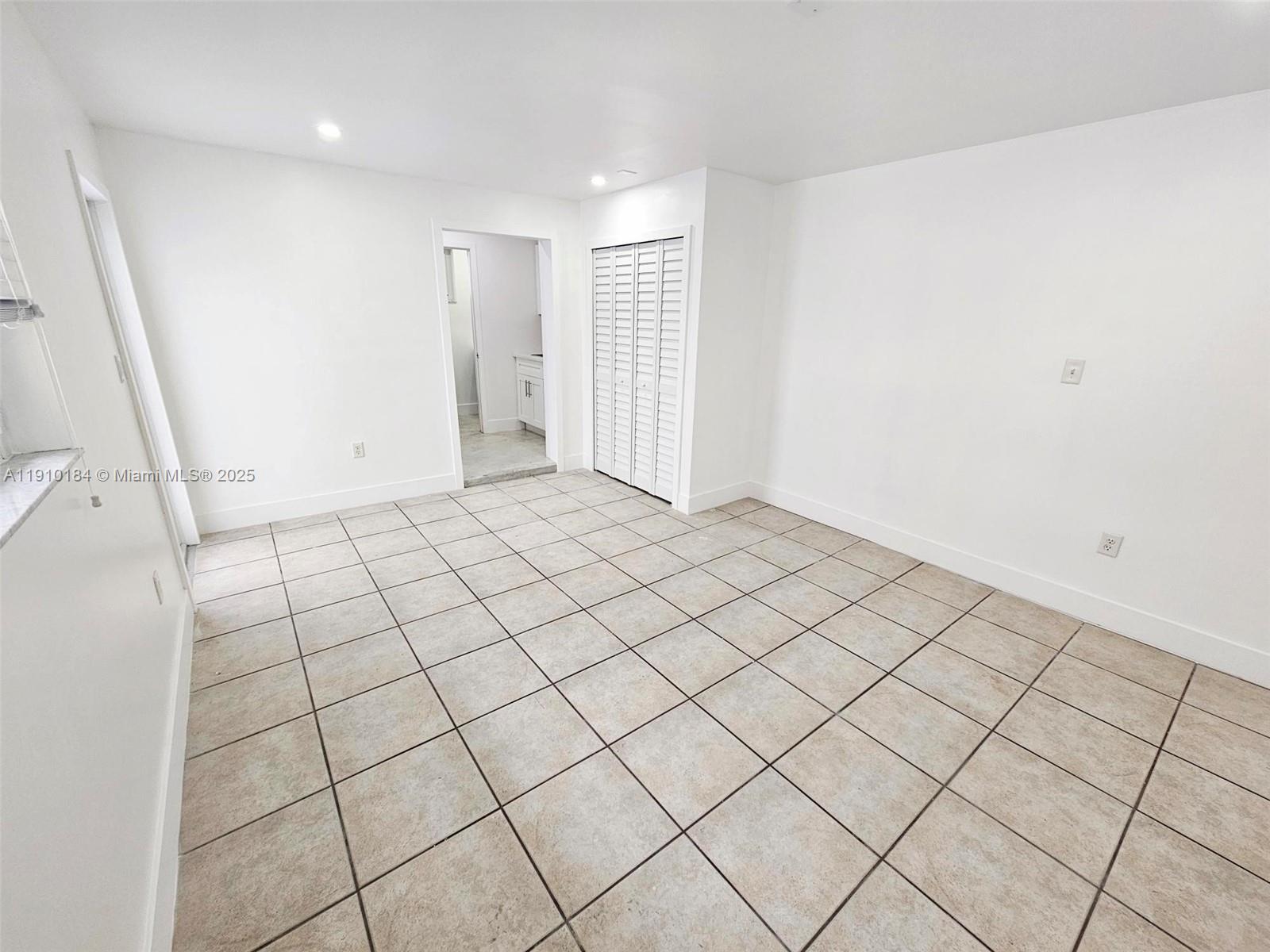 Miami Condo: 9301 Southwest 37th Street