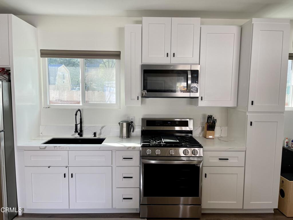 Ventura Condo: 8882 North Ventura Avenue