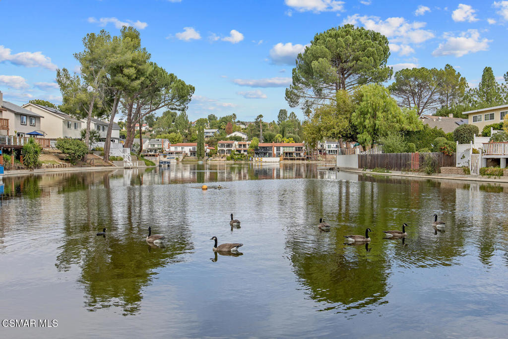 Agoura Hills Condo: 5304 Captains Place