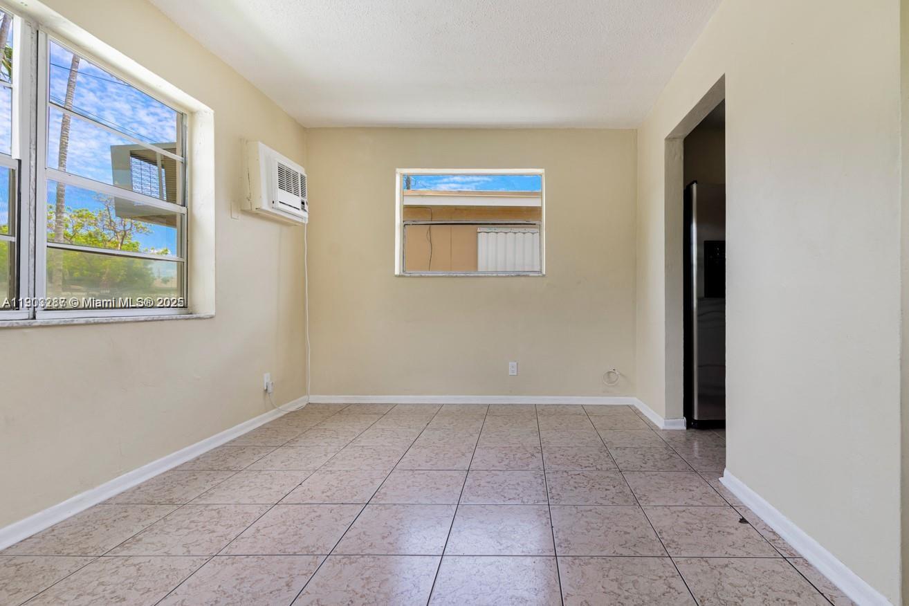 Hallandale Beach Condo: 805 Northwest 3rd Terrace