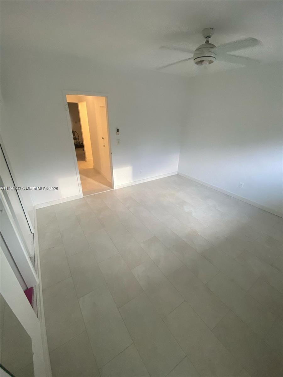 Hallandale Beach Condo: 600 Layne Boulevard