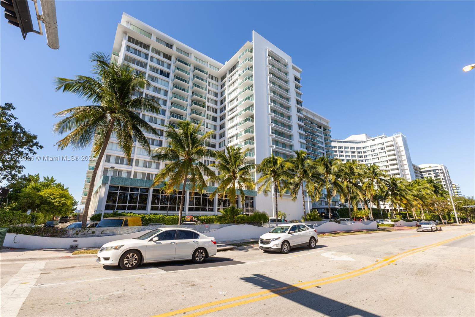 Miami Beach Condo: 1000 West Avenue