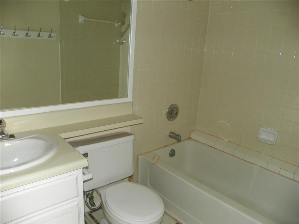 Austin Condo: 11901 Swearingen Drive