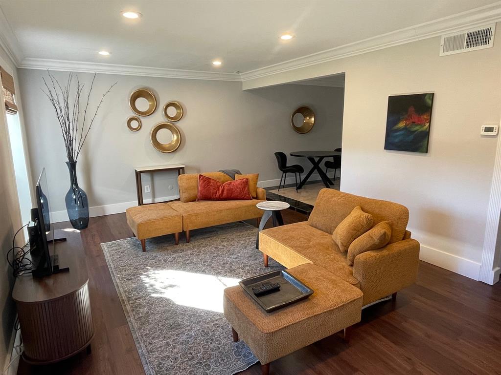 Dallas Condo: 7911 Meadow Park Drive