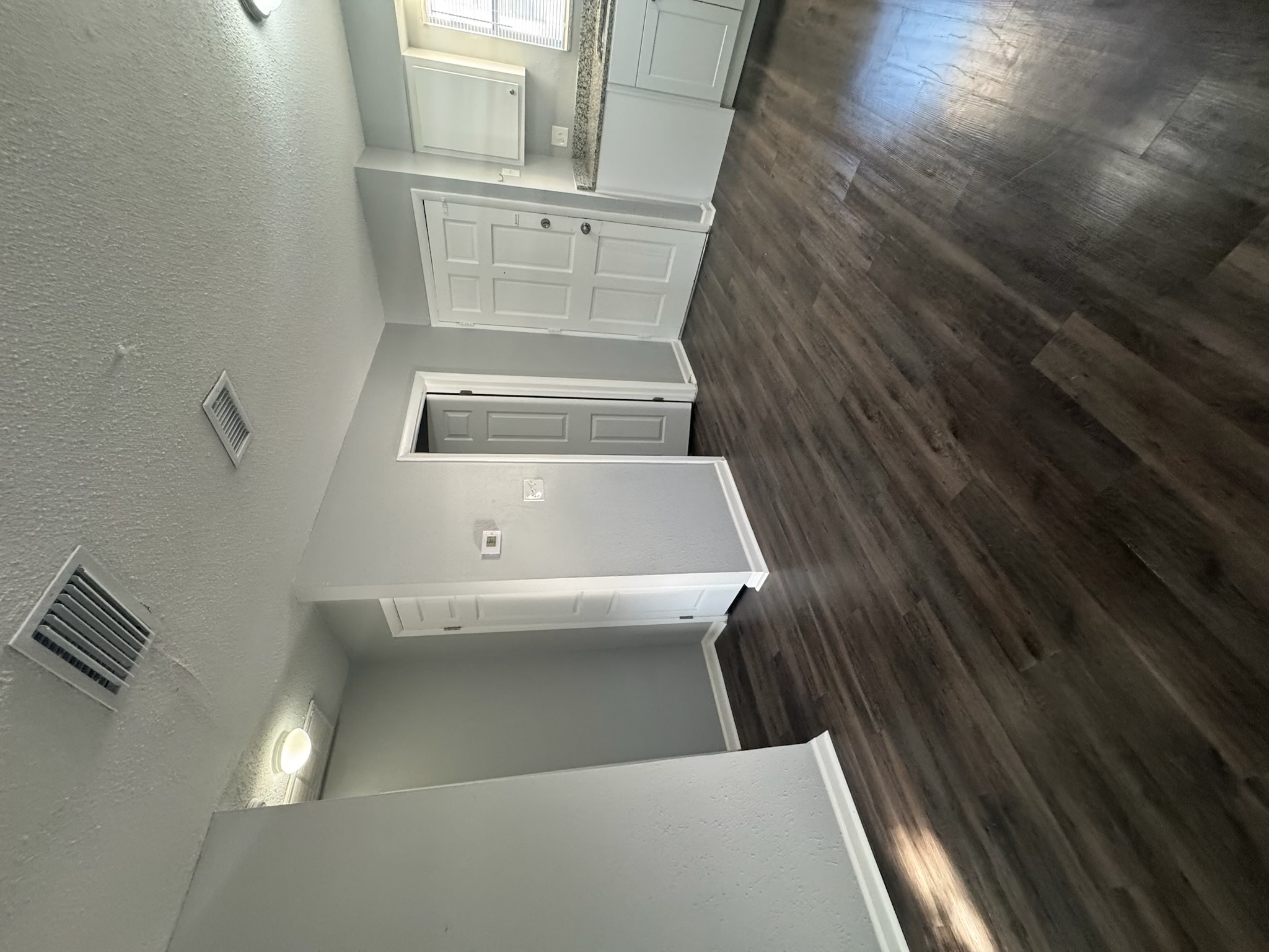 ST PETERSBURG Apartment: 546 88th Ave N