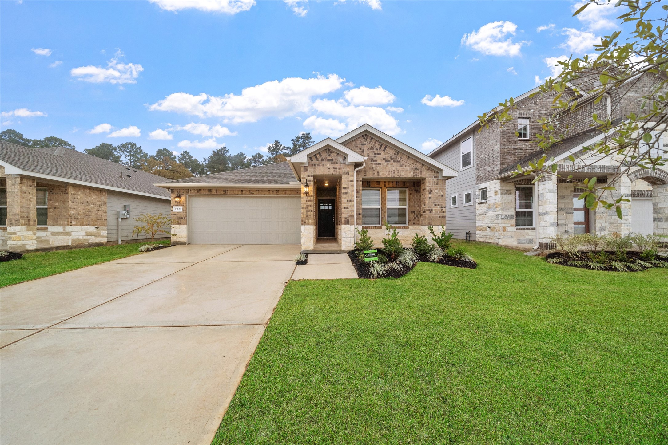 Montgomery Condo: 18123 Martin Pines Drive