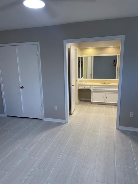 Dallas Condo: 10547 Barrywood Drive