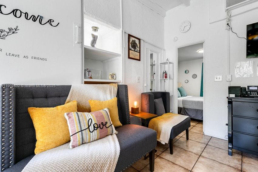 Hollywood Condo: Parkside