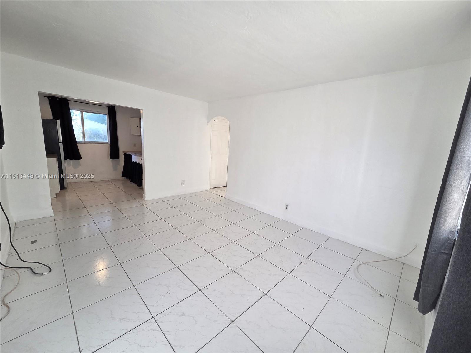 Hollywood Condo: 2135 Plunkett Court