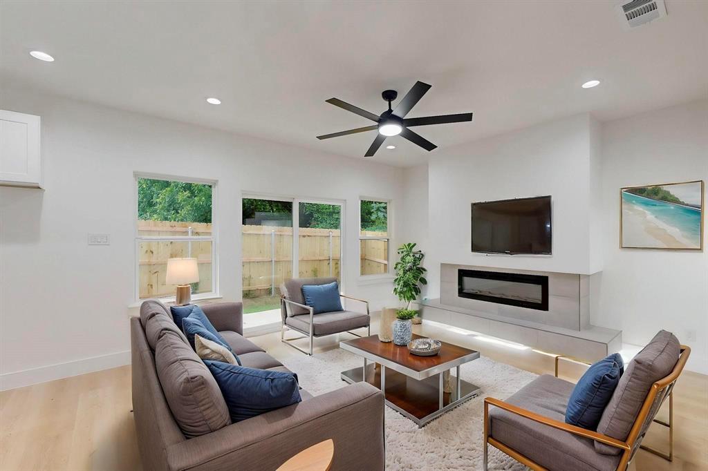 Dallas Condo: 4515 Wahoo Street