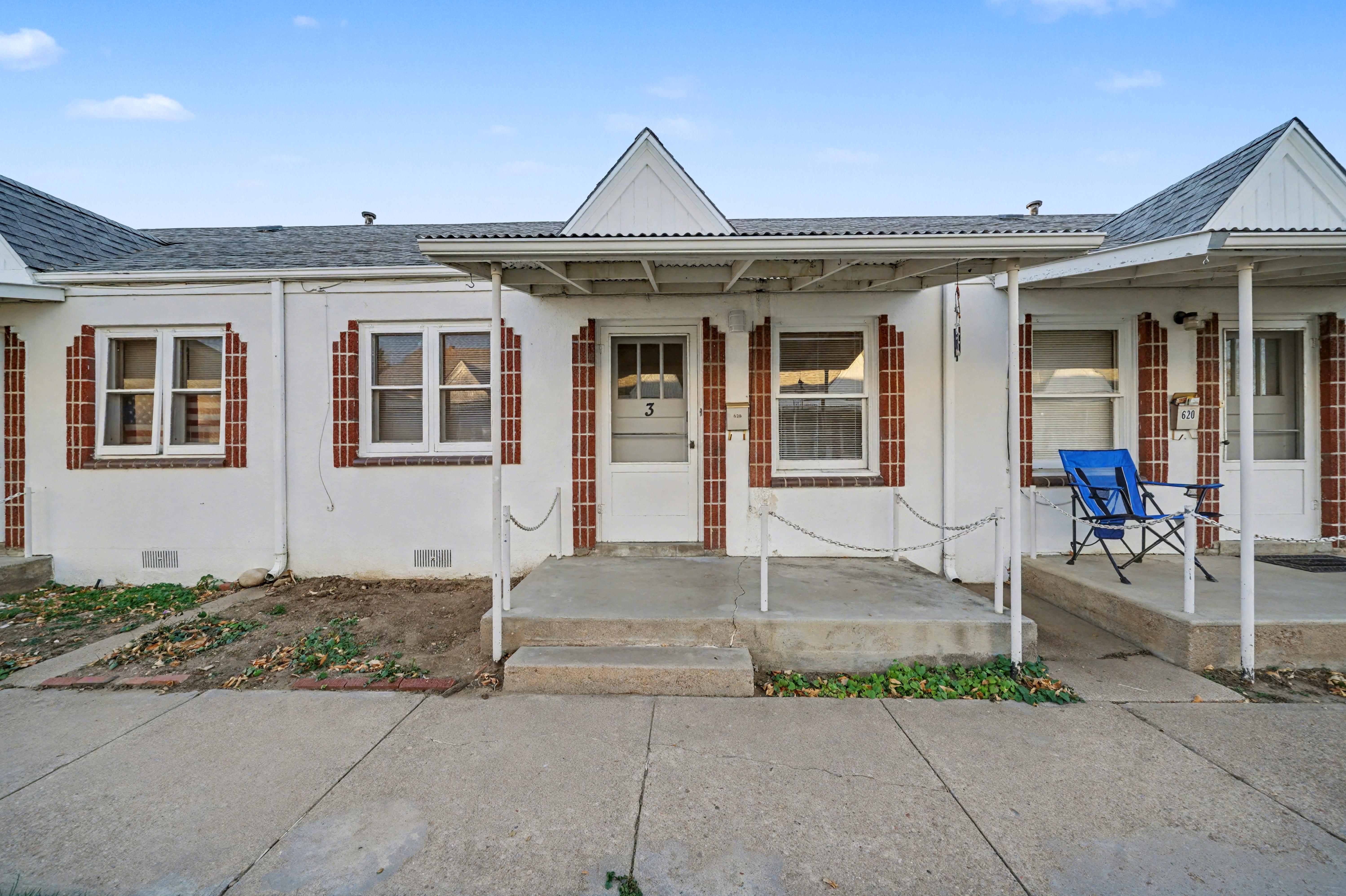 Brighton Condo: 620 Strong Street