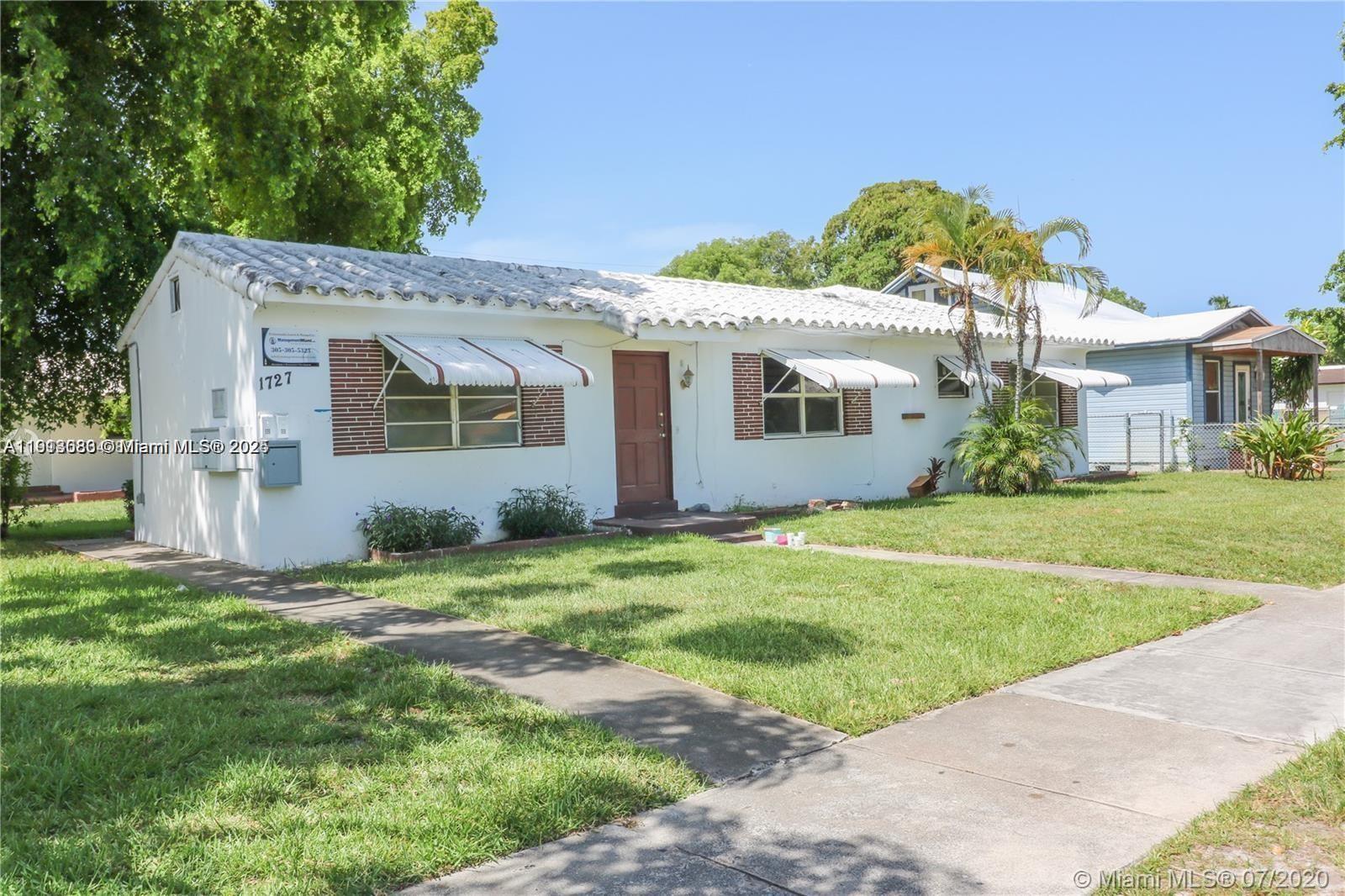 Hollywood Condo: Hollywood Lakes