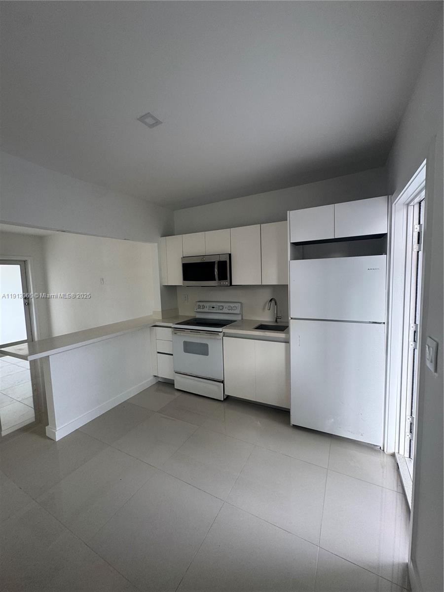 Miami Condo: 53 Northeast 56th Street