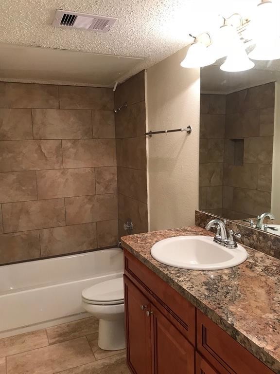 Houston Condo: 1947 Greenbriar Colony Drive