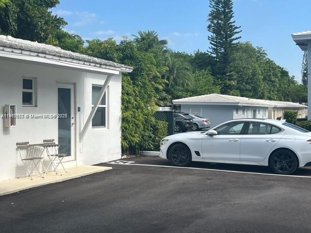 Bal Harbour Condo: 9920 Collins Avenue